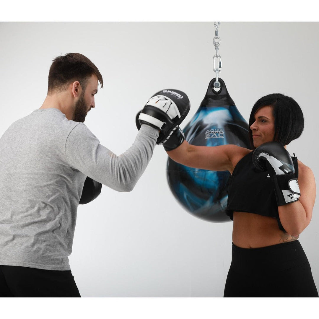 21" 190lb. Aqua Punching Bag