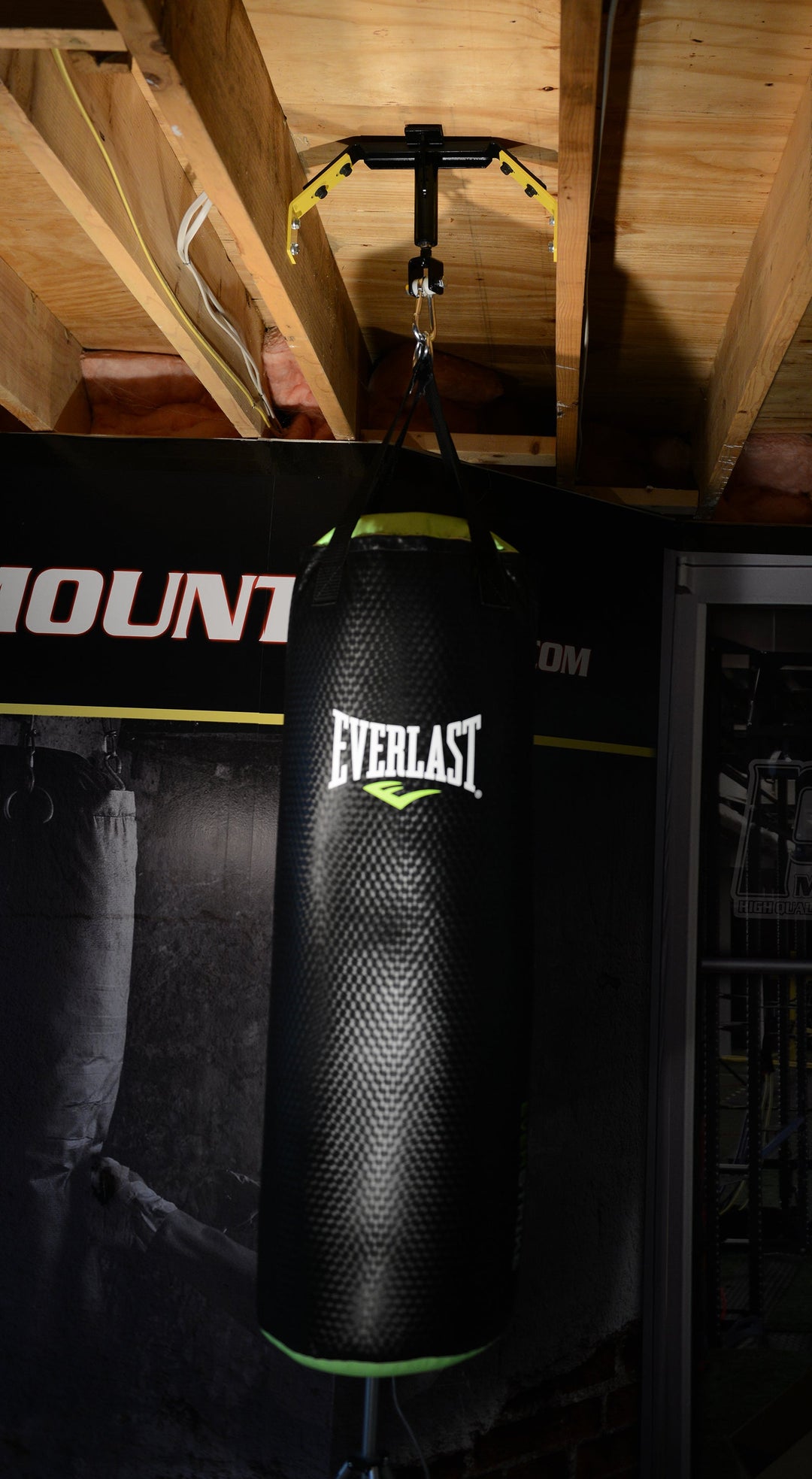 RM2000 Recessed Punching Bag Mount